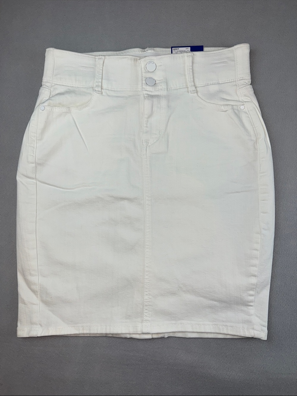 Apt 9 White Mid Rise Skirt Tummy Control Size 4 NWT